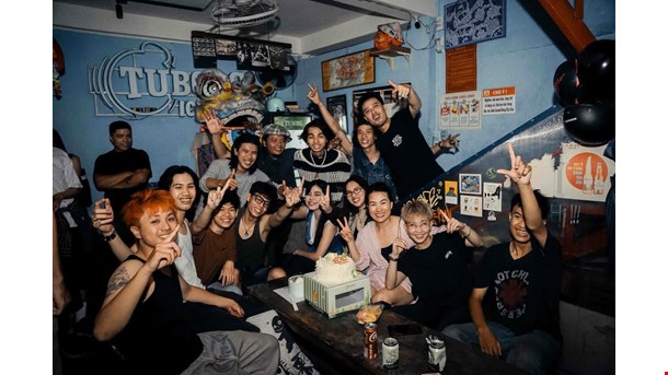 Golden Pilsner mở màn Oktoberfest Toucan tại Bông Ki Sên & Bên Sông